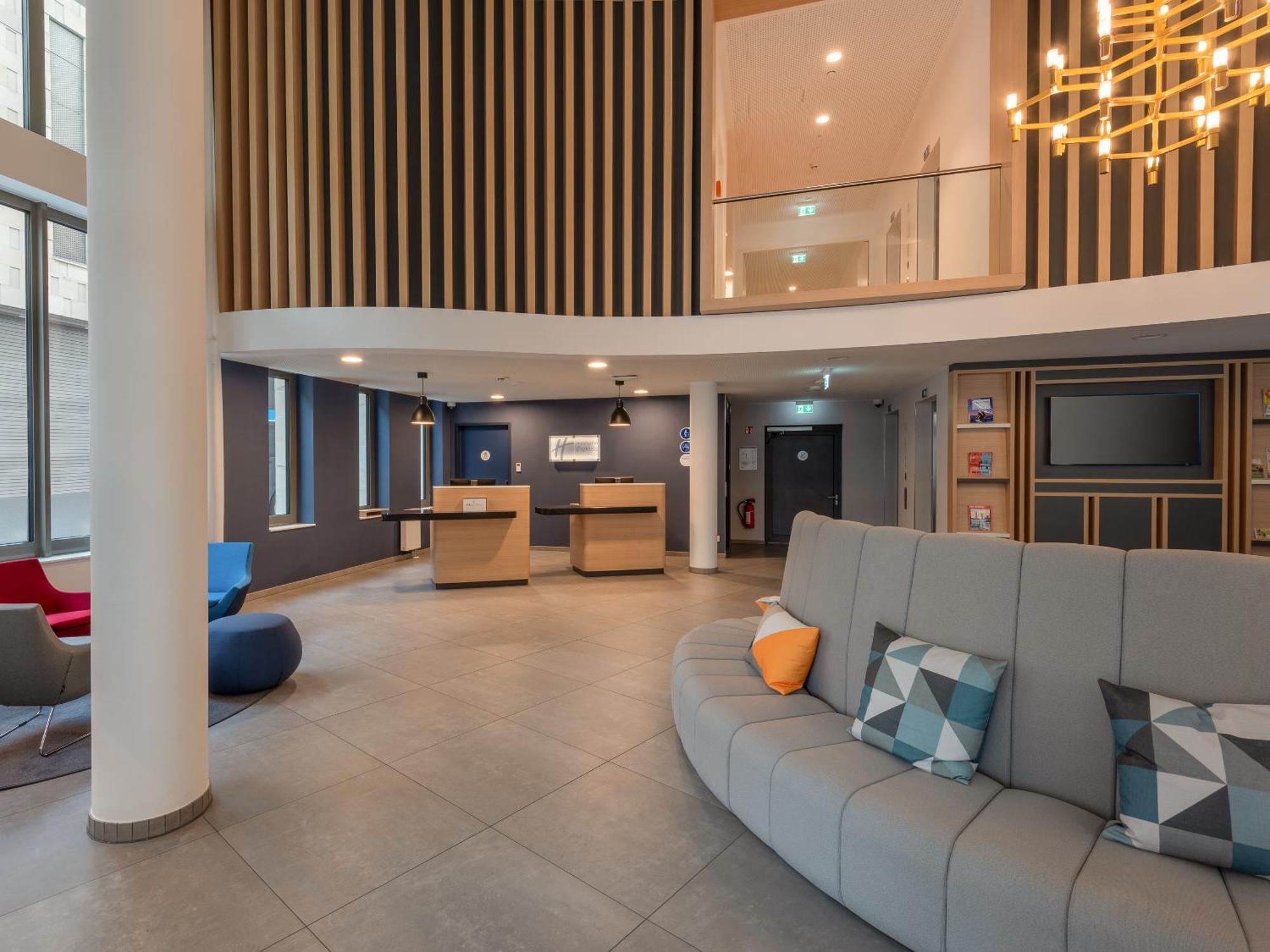 Holiday Inn Express Heilbronn By Ihg 外观 照片