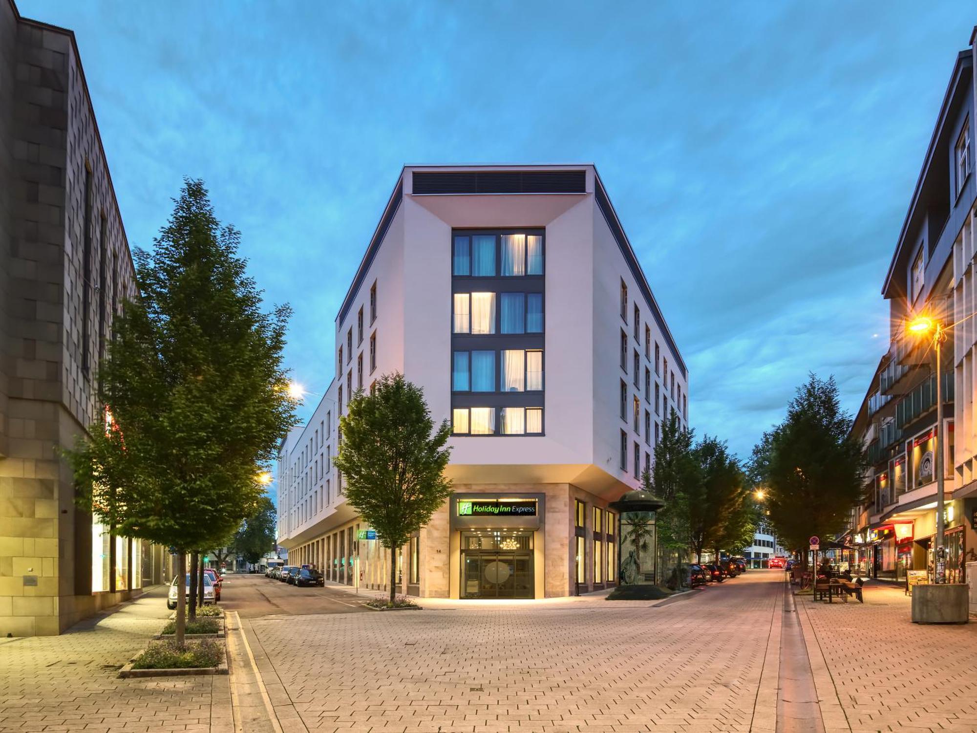 Holiday Inn Express Heilbronn By Ihg 外观 照片