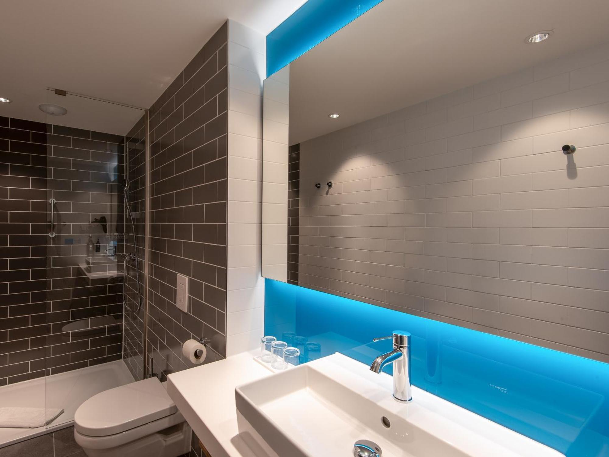 Holiday Inn Express Heilbronn By Ihg 外观 照片