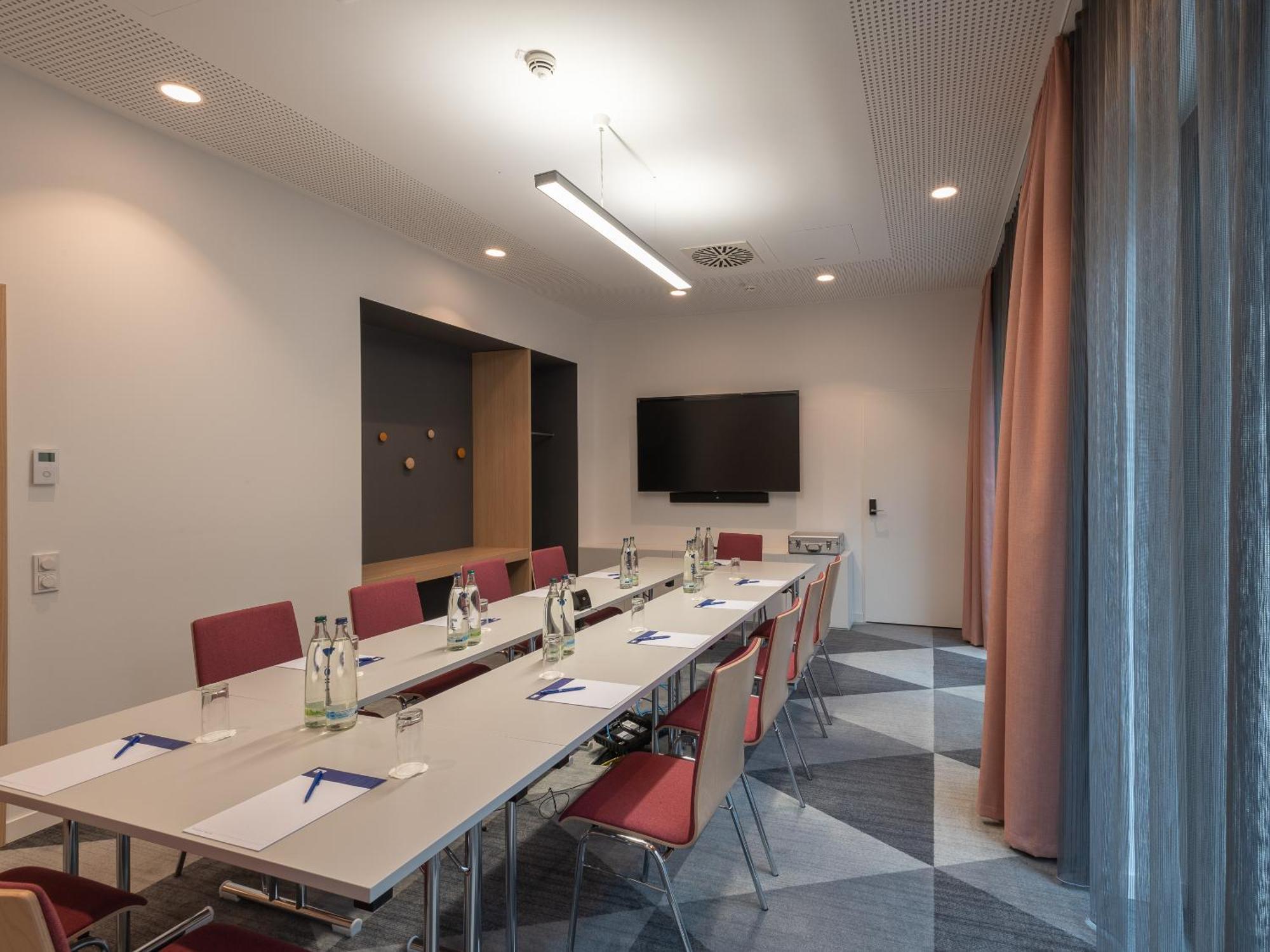 Holiday Inn Express Heilbronn By Ihg 外观 照片