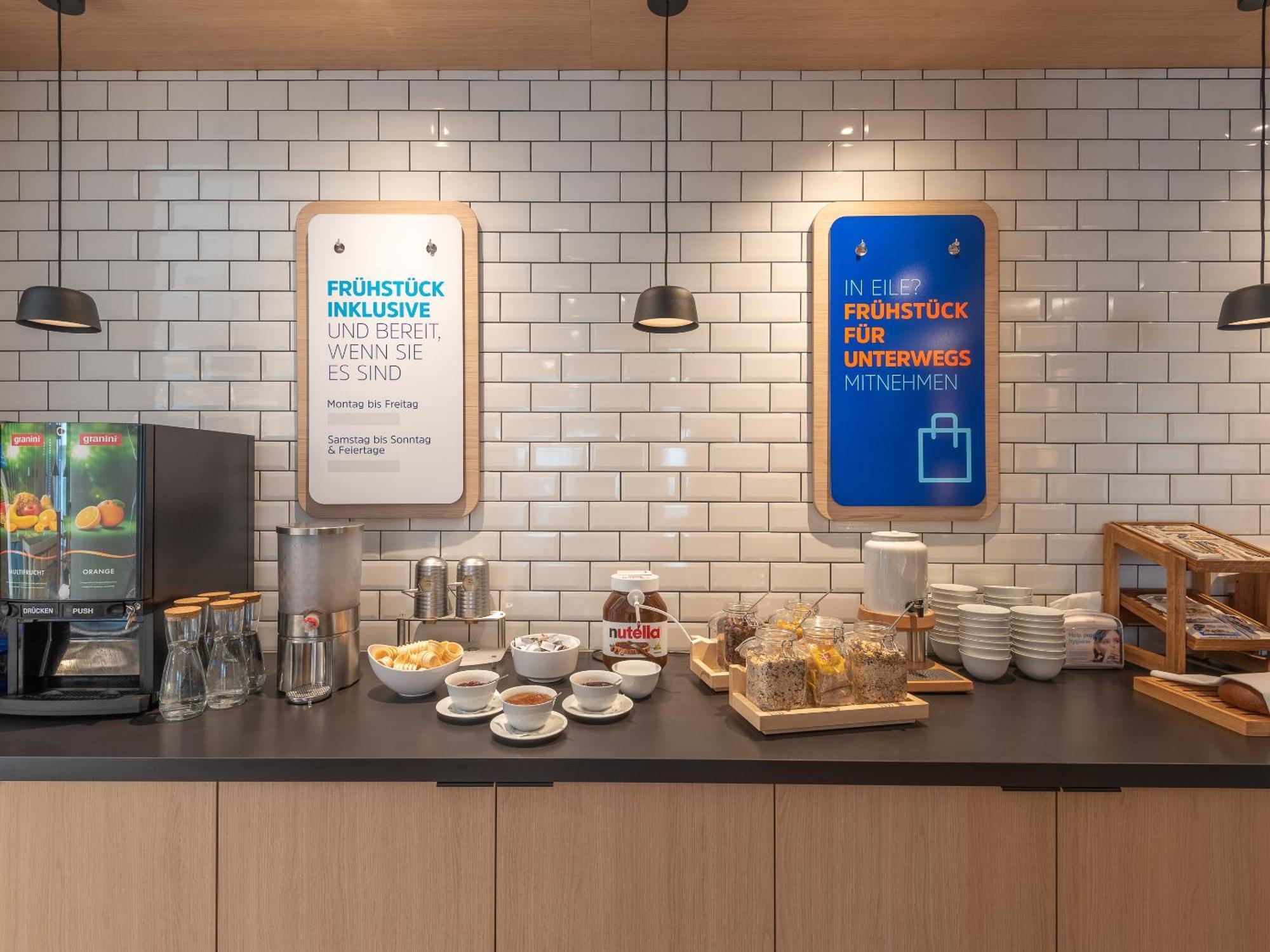 Holiday Inn Express Heilbronn By Ihg 外观 照片