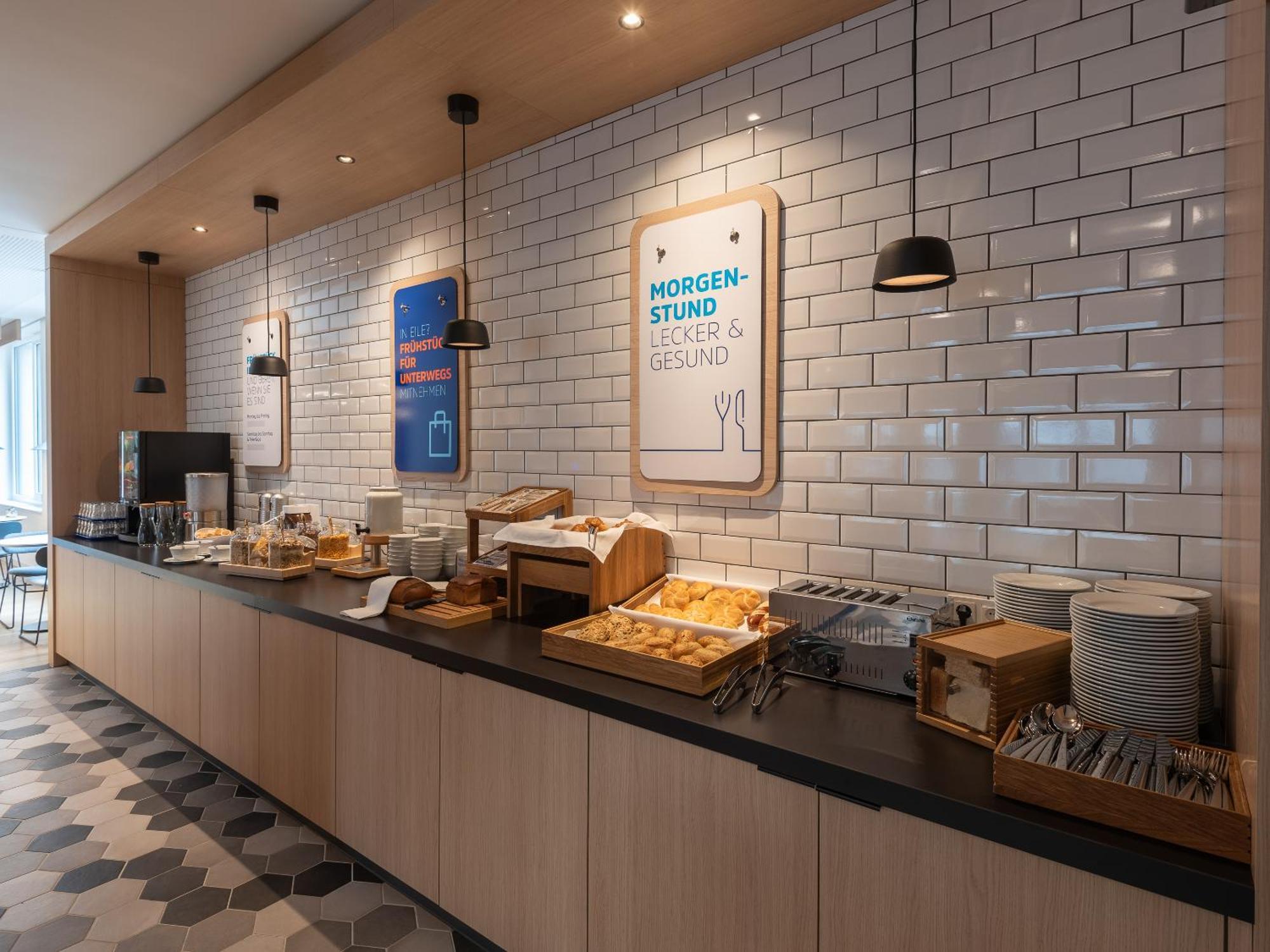 Holiday Inn Express Heilbronn By Ihg 外观 照片