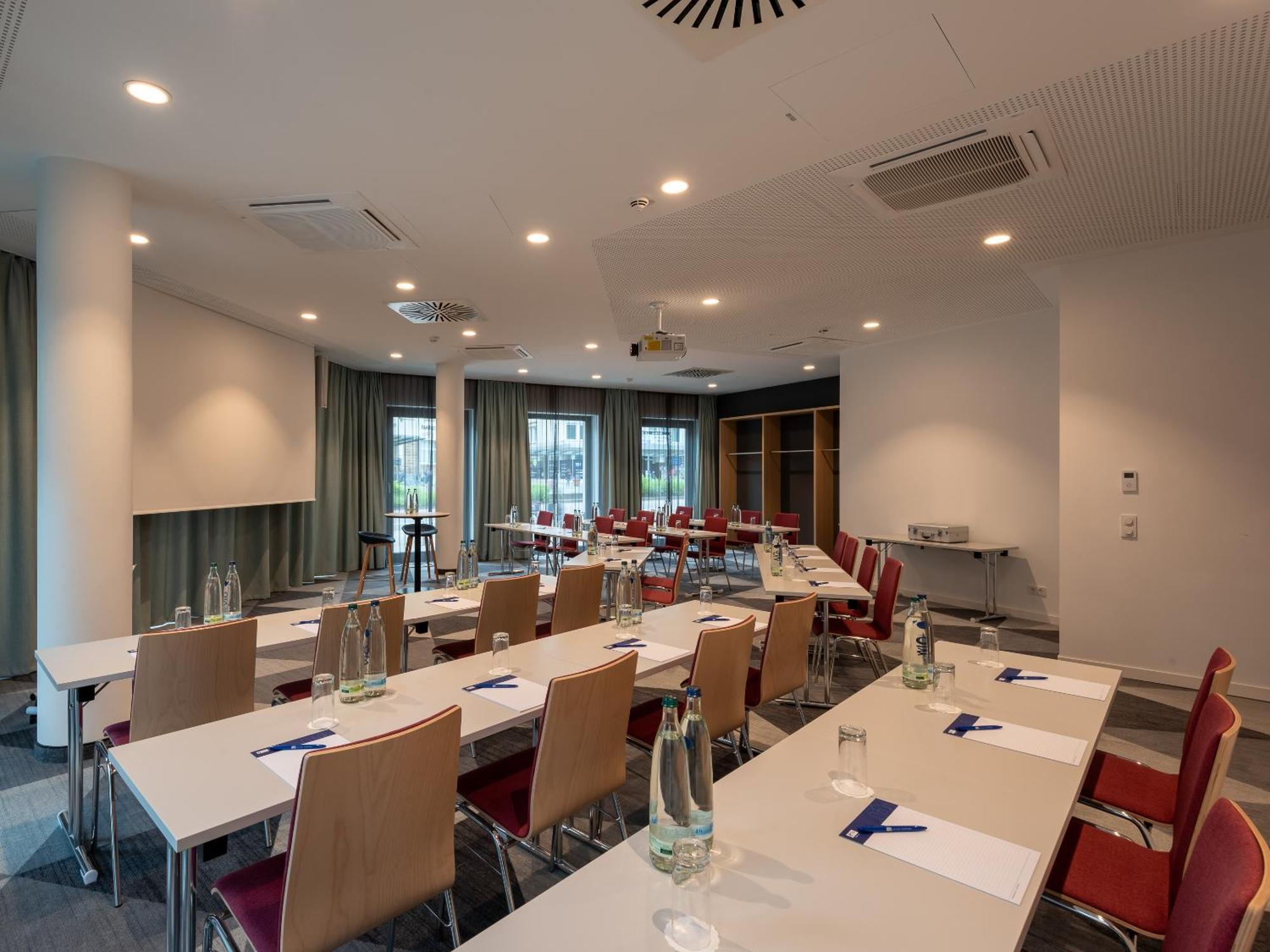 Holiday Inn Express Heilbronn By Ihg 外观 照片