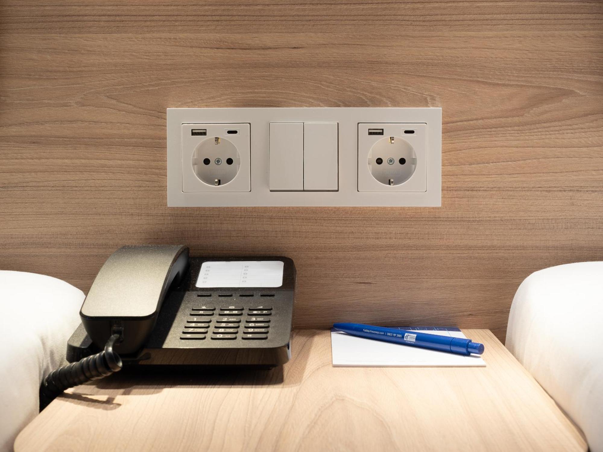 Holiday Inn Express Heilbronn By Ihg 外观 照片