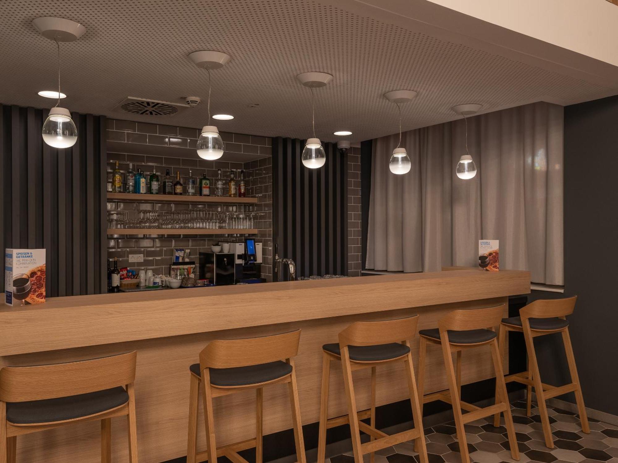 Holiday Inn Express Heilbronn By Ihg 外观 照片