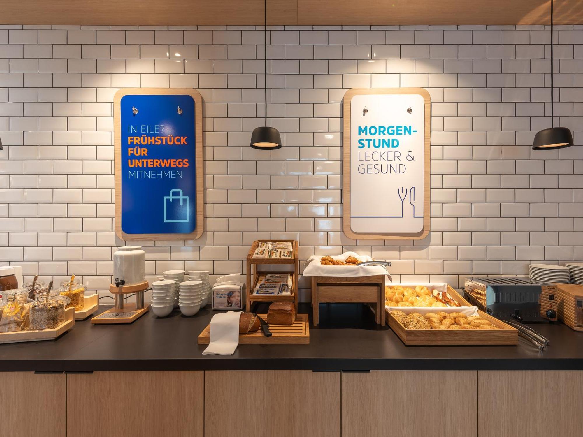 Holiday Inn Express Heilbronn By Ihg 外观 照片