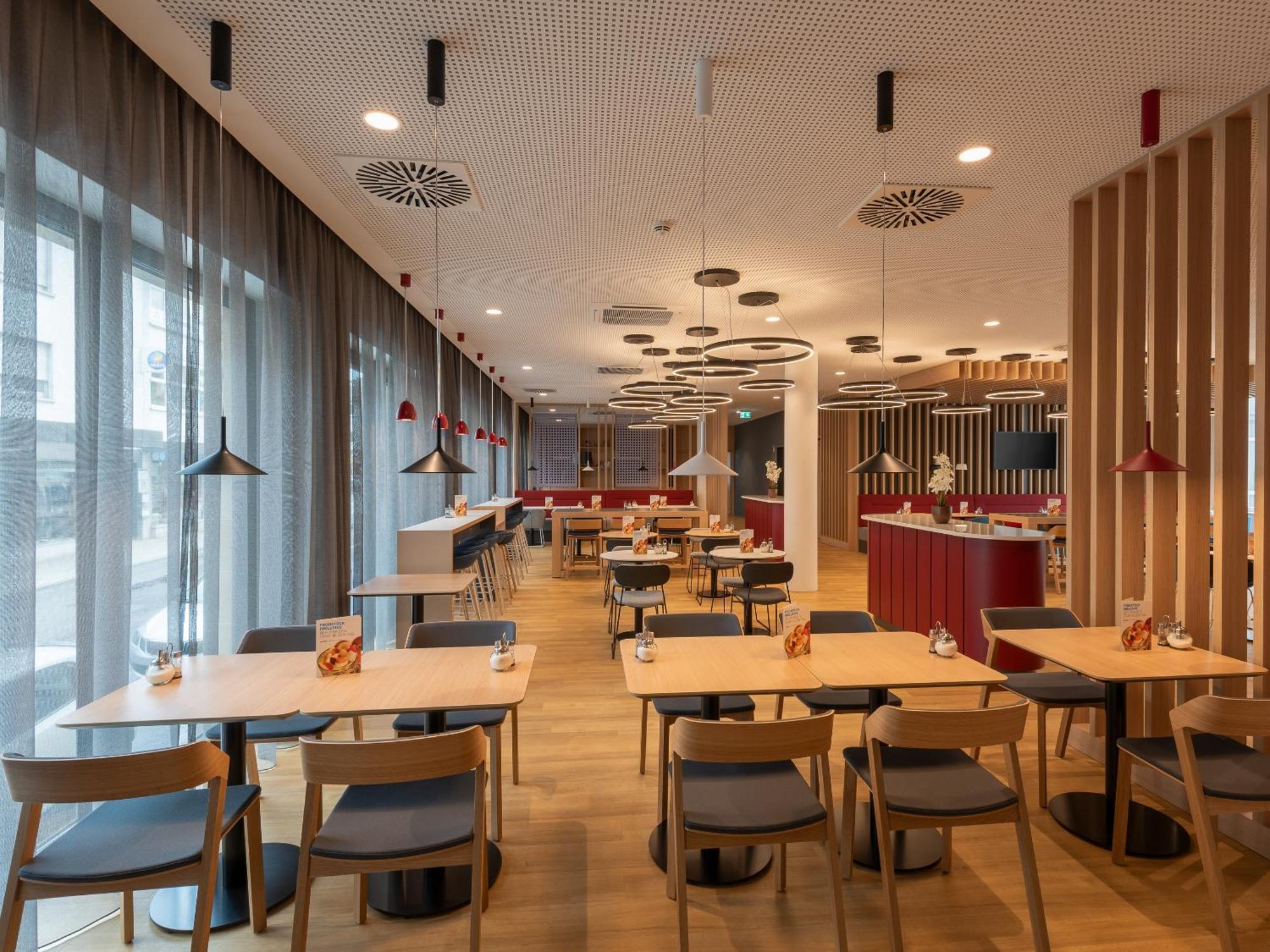 Holiday Inn Express Heilbronn By Ihg 外观 照片