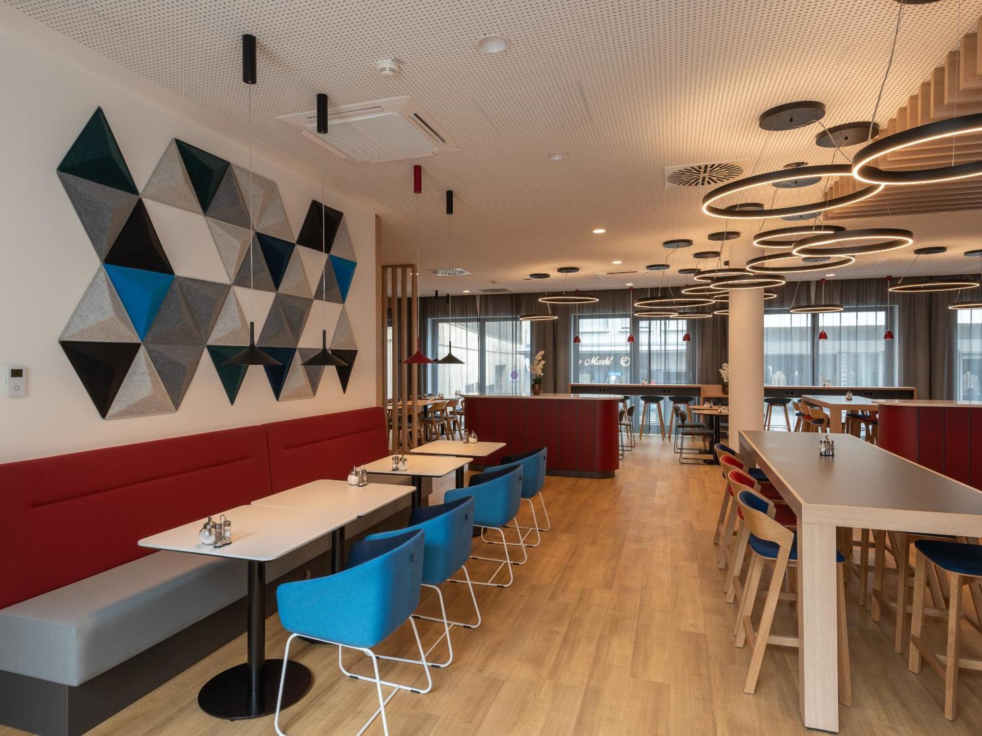 Holiday Inn Express Heilbronn By Ihg 外观 照片